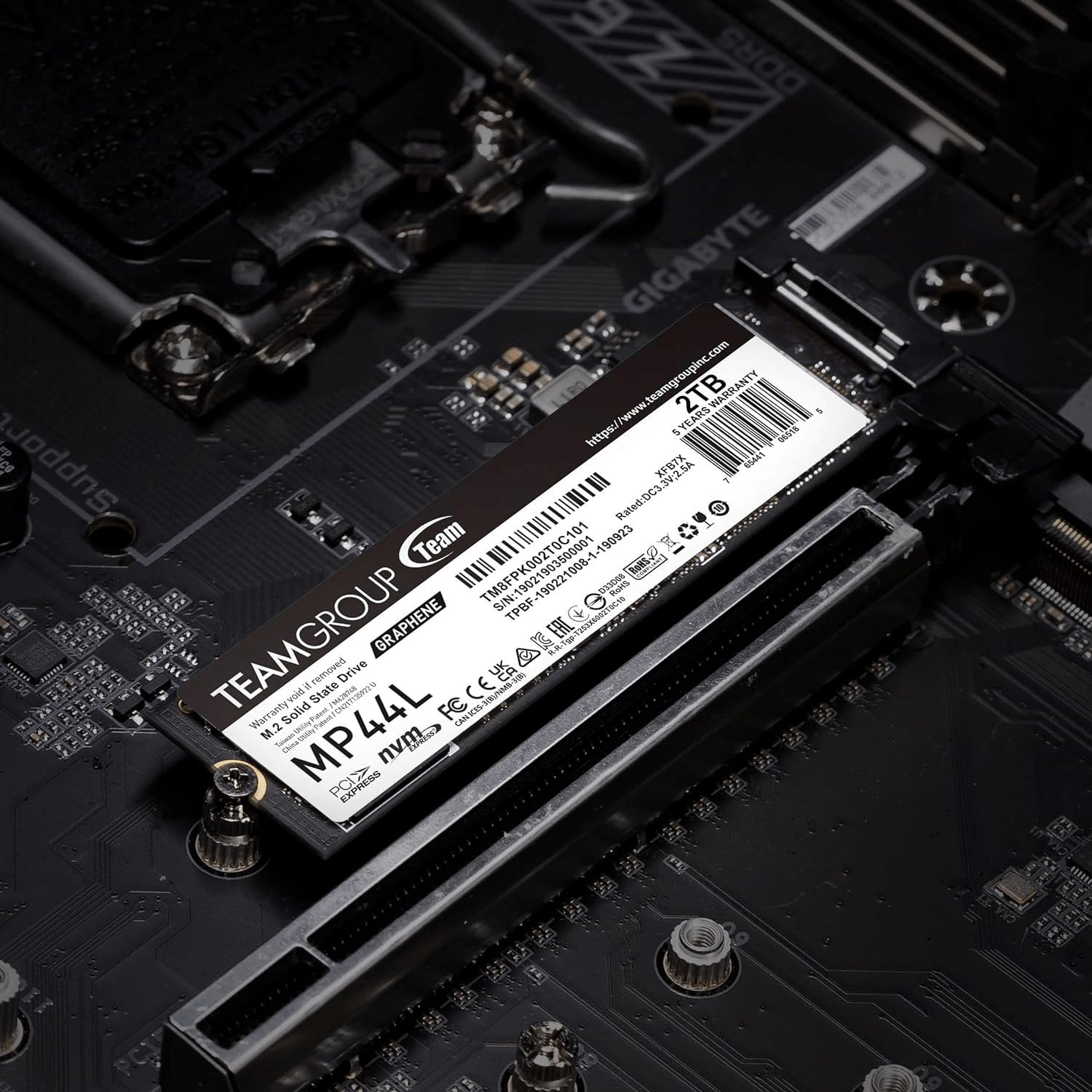 Твердотельный накопитель 2000GB SSD TeamGroup MP44L PCIe 4.0 R4800Mb/s, W4400MB/s TM8FPK002T0C101